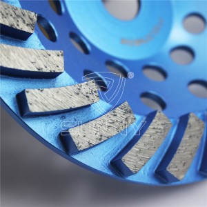 7 นิ้ว Turbo Segmented Concrete Grinding Wheel สำหรับขาย