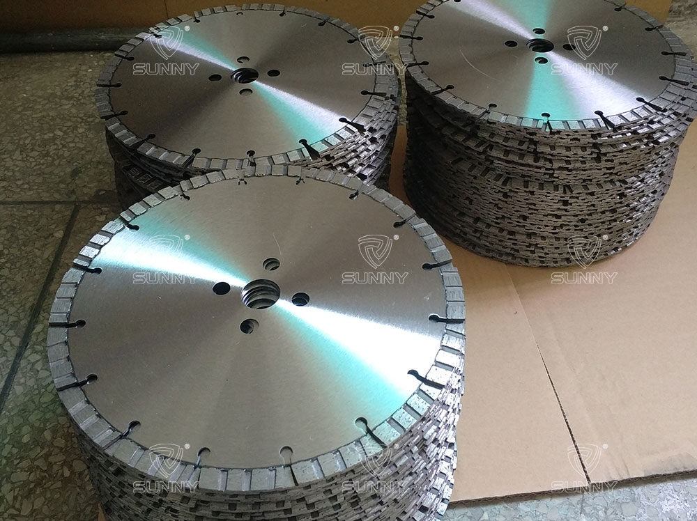 Products today-turbo laser diamond saw blade for cutting concrete